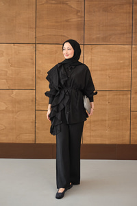 Dikiş Detay Volanlı Bel Bağlamalı Takım Siyah