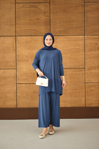 Dikiş Detay Yırtmaçlı Takım İndigo Mavi