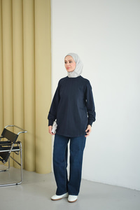 Dikiş Detaylı Bisiklet Yaka Sweat Lacivert