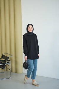 Dikiş Detaylı Bisiklet Yaka Sweat Siyah