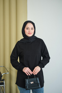 Dikiş Detaylı Bisiklet Yaka Sweat Siyah