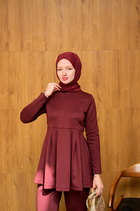 Dikiş Detaylı Pileli Takım Bordo