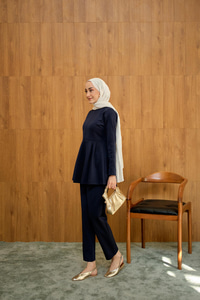 Dikiş Detaylı Pileli Takım Lacivert