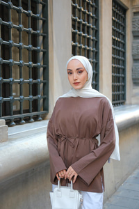 Dikiş Detaylı Yırtmaçlı Tunik Kahverengi