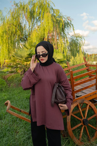 Dikiş Detaylı Yırtmaçlı Tunik Vişne Çürüğü