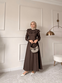 Dikiş İz Detay Pelerinli Kot Elbise Kahverengi