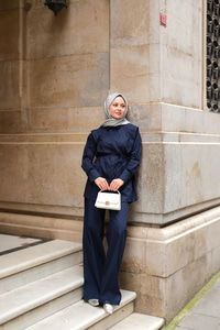 Dış Vatka Detaylı Şık Takım Lacivert