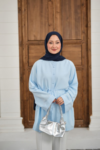 Duble Kol Yırtmaçlı Gömlek Açık Mavi