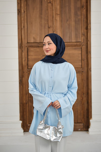 Duble Kol Yırtmaçlı Gömlek Açık Mavi