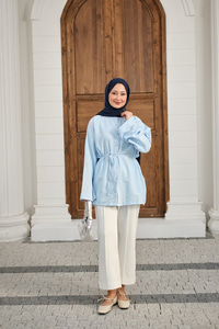 Duble Kol Yırtmaçlı Gömlek Açık Mavi