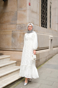 Düğme Detay Bisiklet Yaka Elbise Beyaz