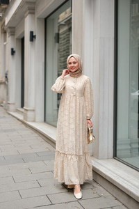 Düğme Detay Bisiklet Yaka Elbise Krem