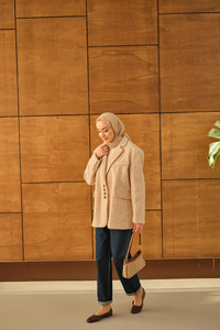 Düğme Detay Kırçıllı Ceket Krem