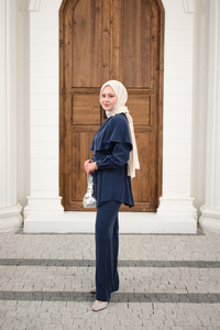 Düğme Detay Pelerinli Pantolonlu Takım Lacivert