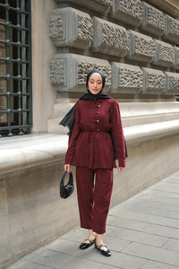 Düğme Detay Takım Bordo