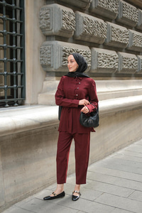 Düğme Detay Takım Bordo