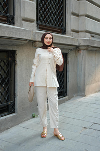 Düğme Detay Takım Taş