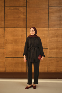 Düğme Detaylı Bel Bağlamalı Takım Siyah