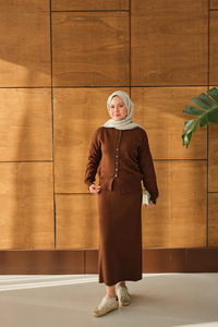 Düğme Detaylı Etekli İkili Takım Kahverengi