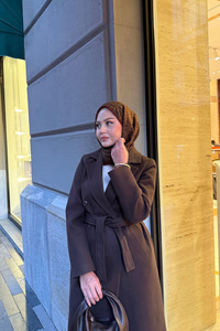 Düğme Ve Bel Bağlamalı Ara Boy Kaşe Kaban Kahverengi