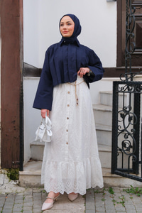 Düğme Ve Dantel Detay Etek Beyaz