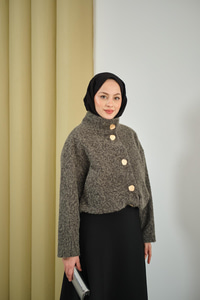 Düğmeli Kısa Keçe Kaban Gri