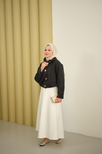 Düğmeli Kısa Keçe Kaban Siyah