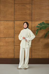 Düğmeli Triko Takım Ekru