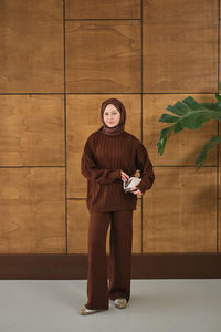 Düğmeli Triko Takım Kahverengi