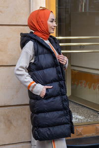 Uygun Fiyatlı DUZ DIKISLI YELEK SIYAH | Loccomoda.com 