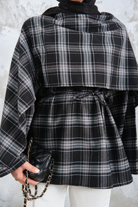 Ekose Desen Bel Bağlamalı Düğme Detay Panço Siyah