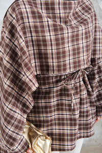 Ekose Desen Bel Bağlamalı Düğme Detay Panço Kahverengi