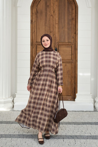 Ekose Desen Bronş Detay Arkadan Bağlamalı Elbise Vizon