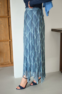 Ekose Desen Dikiş İzli Yandan Bağcık Detaylı Şifon Etek Açık Mavi