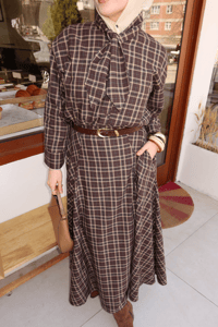 Ekose Desen Yaka Bağlamalı Etekli Takım Kahverengi