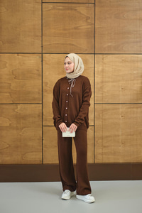 Ekose Düğmeli Takım Kahverengi