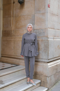 Eteği Pileli Armani Modal Takım Gri