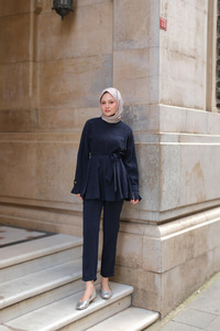 Eteği Pileli Armani Modal Takım Lacivert