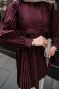 Eteği Pileli Gömlek Bordo