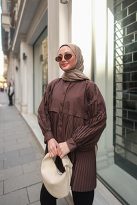 Eteği Pileli Gömlek Kahverengi