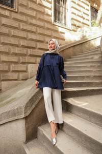 Eteği Pileli Gömlek Lacivert