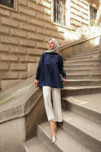 Eteği Pileli Gömlek Lacivert