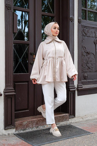 Eteği Piliseli Fermuarlı Tunik Bej