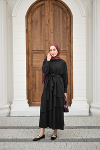 Eteği Volanlı Bel Bağlamalı Gömlek Yaka Yarım Düğmeli Elbise Siyah