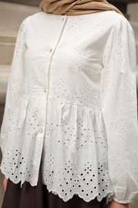 Eteği Volanlı Gömlek Beyaz