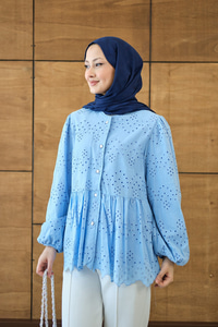 Eteği Volanlı Gömlek Mavi