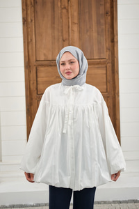 Etek Ucu Büzgülü Gömlek Beyaz