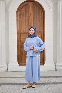 Etekli Takım Buz Mavi