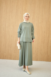 Etekli Takım Koyu Yeşil