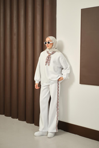 Etnik Desen İkili Takım Beyaz